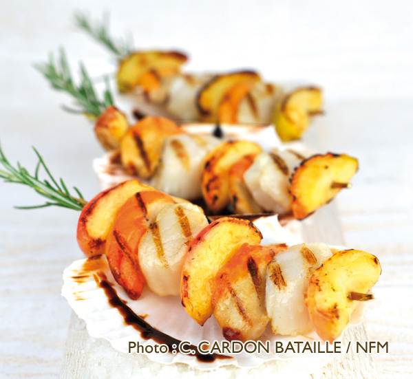 Recette Coquille Saint-Jacques brochette grillée pomme romarin